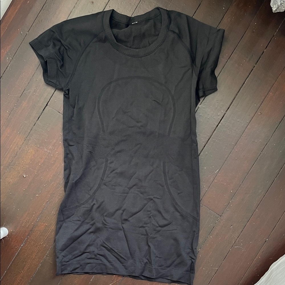 Lululemon black Short Sleeve swiftly shirt